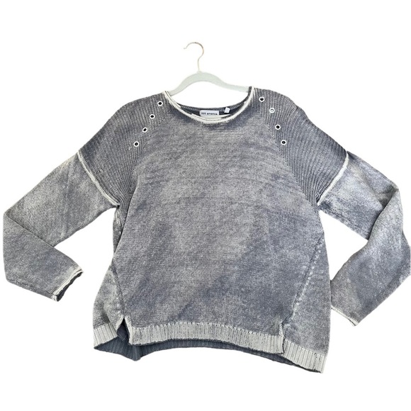 525 Burntout Keyhole Knit Sweater Size L - Picture 1 of 5